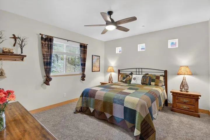 14625 Denton Avenue, Truckee, California 96161