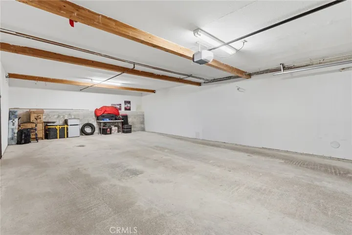 10221 Oklahoma, Chatsworth, California 91311