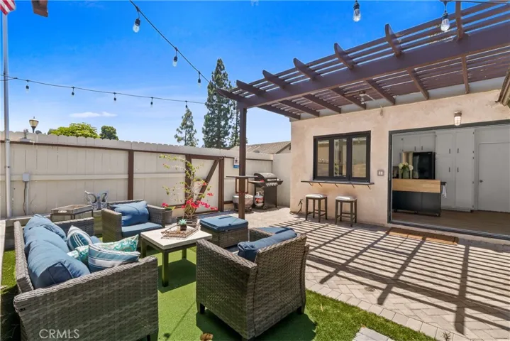 22891 Caminito Flores, Laguna Hills, California 92653