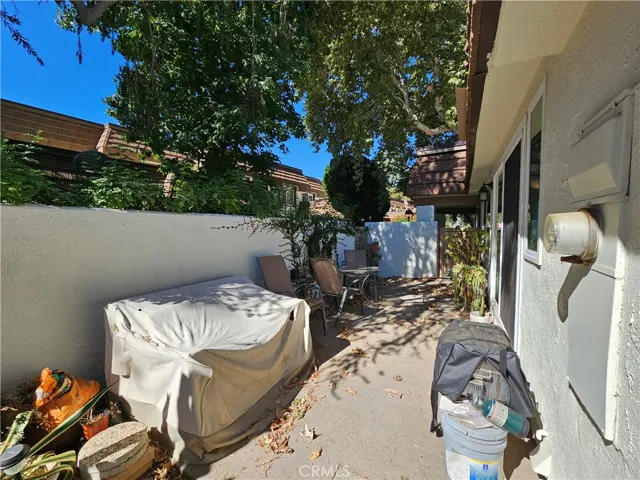 22153 James Alan Circle, Chatsworth, California 91311