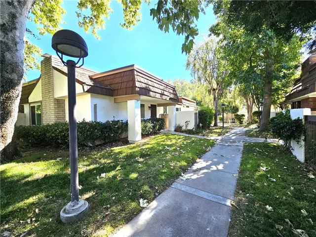 22153 James Alan Circle, Chatsworth, California 91311