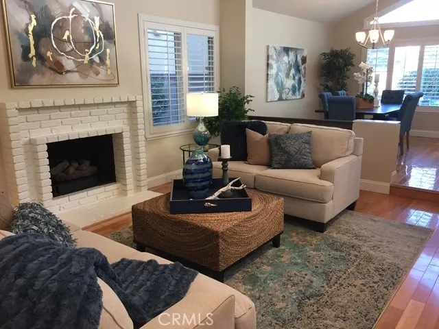 3 Puerto, Irvine, California 92620
