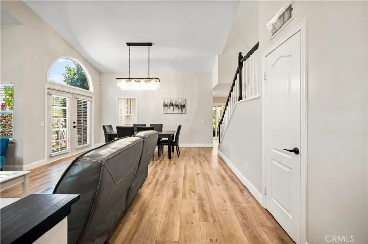 27184 Highlands Lane, Valencia, California 91354