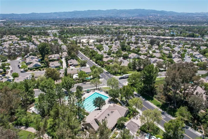 27184 Highlands Lane, Valencia, California 91354