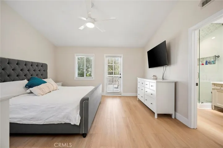 27184 Highlands Lane, Valencia, California 91354