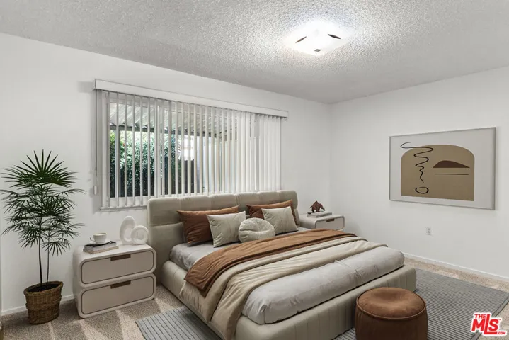 26834 Avenue Of The Oaks D, Newhall, California 91321