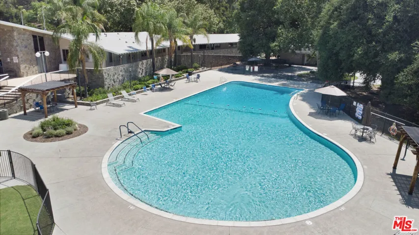 26834 Avenue Of The Oaks D, Newhall, California 91321
