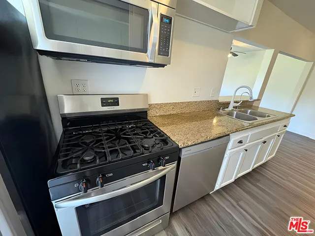 4360 1/2 Willow Brook Avenue, Los Angeles, California 90029