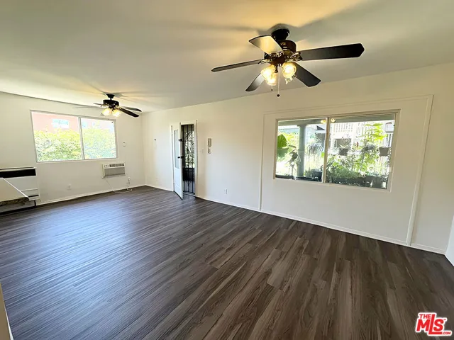 4360 1/2 Willow Brook Avenue, Los Angeles, California 90029