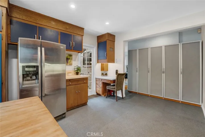 322 S Lincoln Street, Burbank, California 91506
