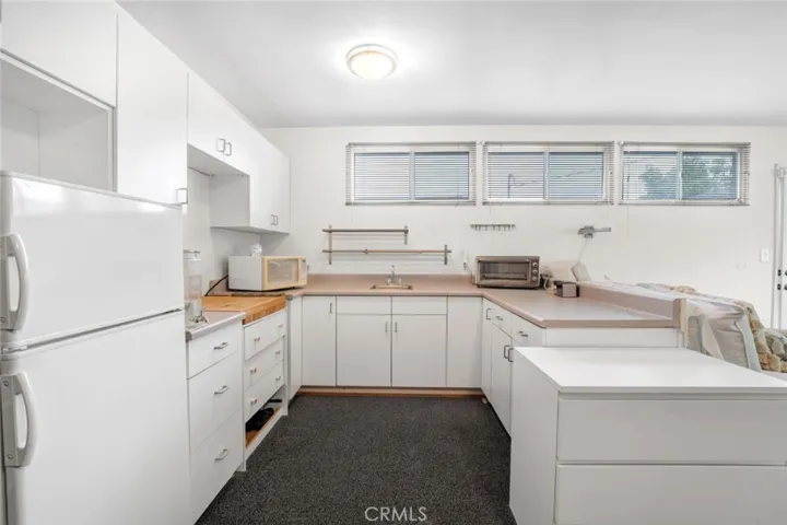 322 S Lincoln Street, Burbank, California 91506