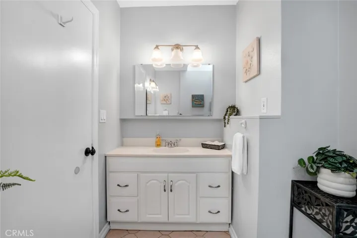 322 S Lincoln Street, Burbank, California 91506