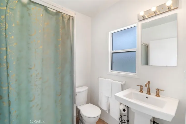 322 S Lincoln Street, Burbank, California 91506
