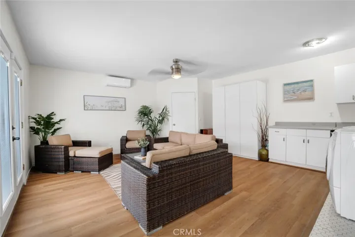 322 S Lincoln Street, Burbank, California 91506