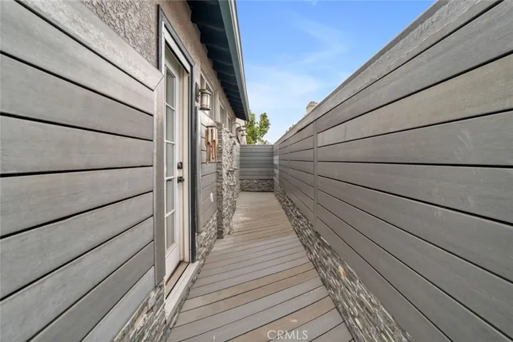 322 S Lincoln Street, Burbank, California 91506