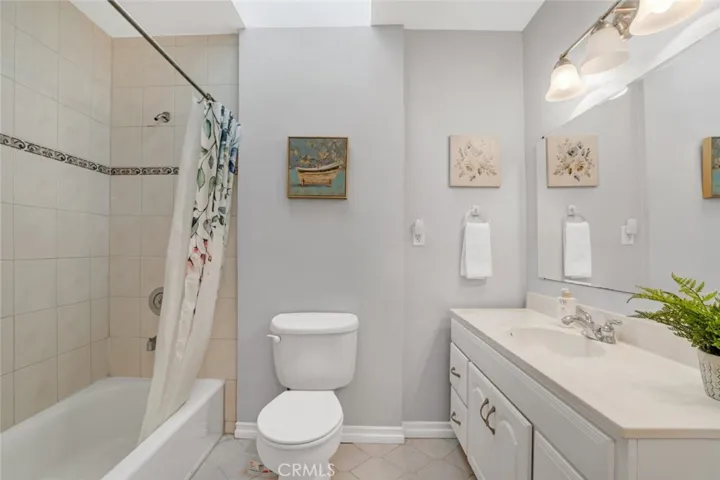 322 S Lincoln Street, Burbank, California 91506