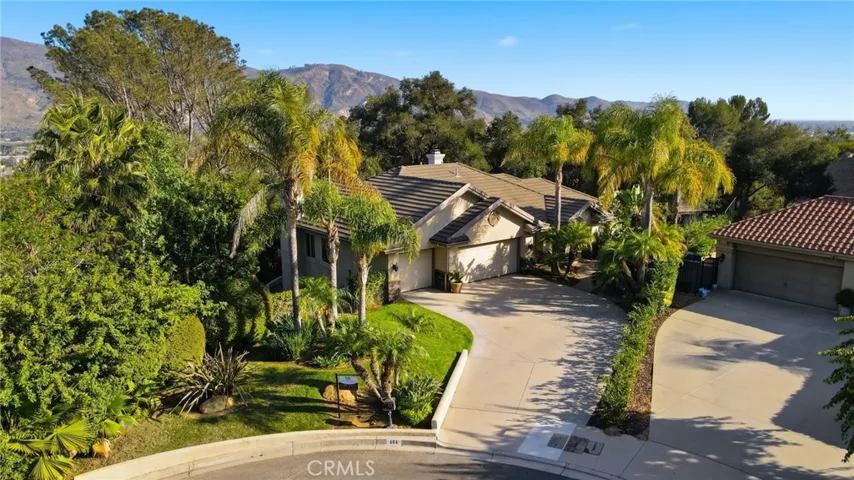 664 Manor Ridge Road, Santa Paula, California 93060