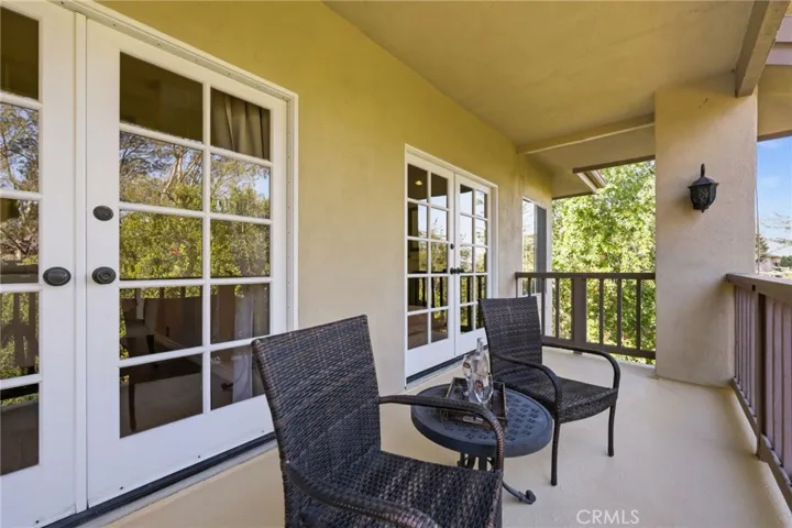 664 Manor Ridge Road, Santa Paula, California 93060