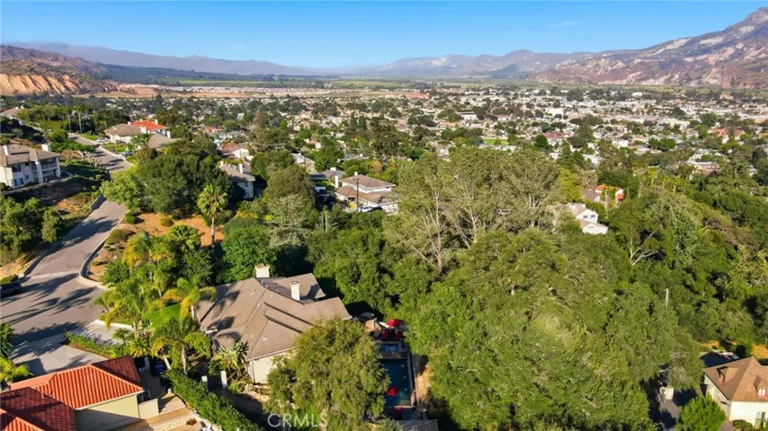 664 Manor Ridge Road, Santa Paula, California 93060