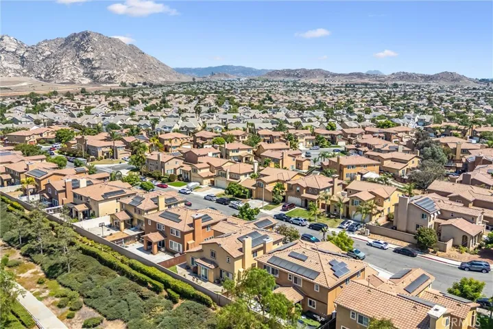 1180 Reisling, Perris, California 92571