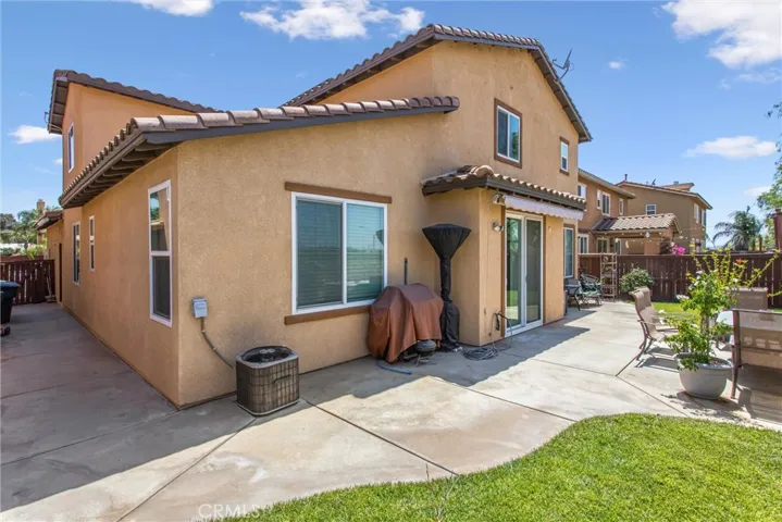 1180 Reisling, Perris, California 92571
