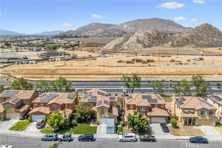 1180 Reisling, Perris, California 92571