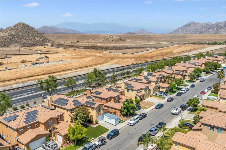 1180 Reisling, Perris, California 92571