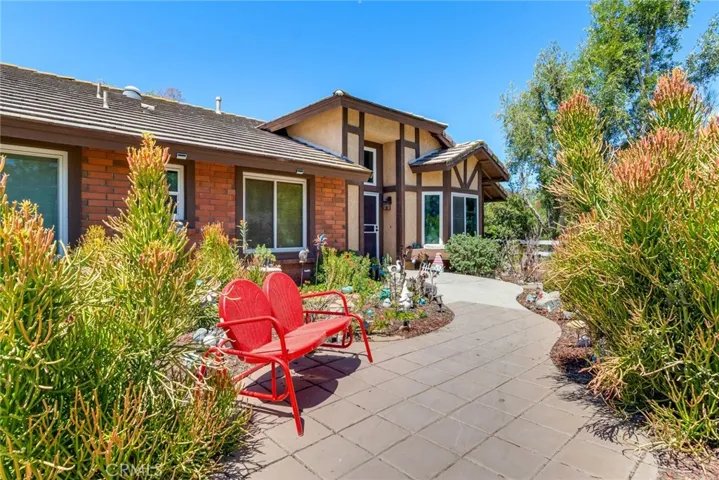 18563 Chickory, Riverside, California 92504