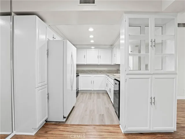 76 Country Mile Road, Pomona, California 91766