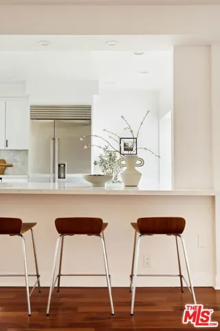 531 N Rossmore Avenue Pha, Los Angeles, California 90004