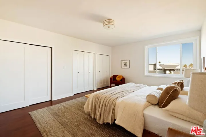 531 N Rossmore Avenue Pha, Los Angeles, California 90004