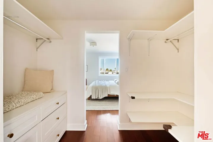 531 N Rossmore Avenue Pha, Los Angeles, California 90004