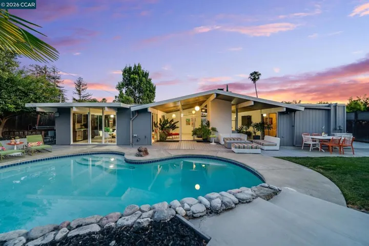 3707 Merridan Dr, Concord, California 94518