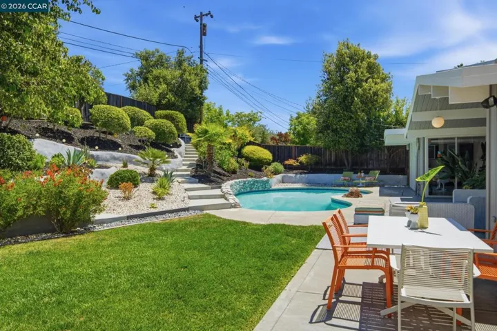 3707 Merridan Dr, Concord, California 94518