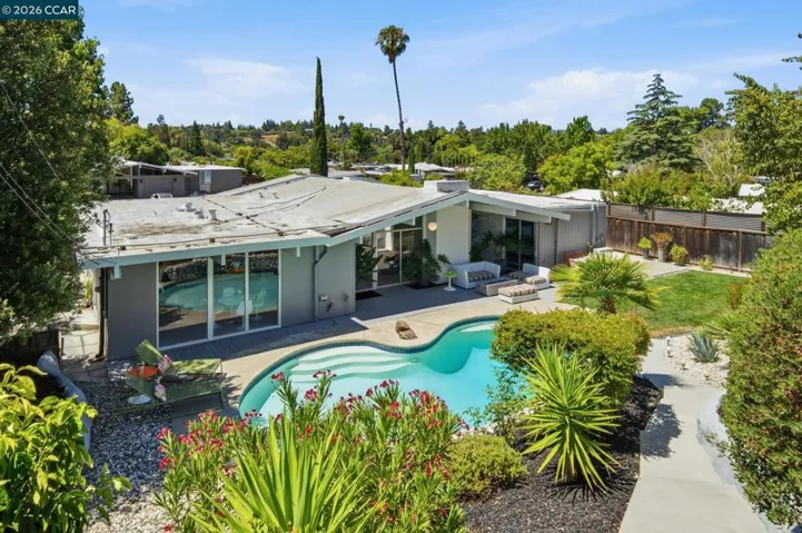 3707 Merridan Dr, Concord, California 94518