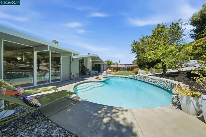 3707 Merridan Dr, Concord, California 94518
