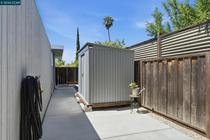 3707 Merridan Dr, Concord, California 94518