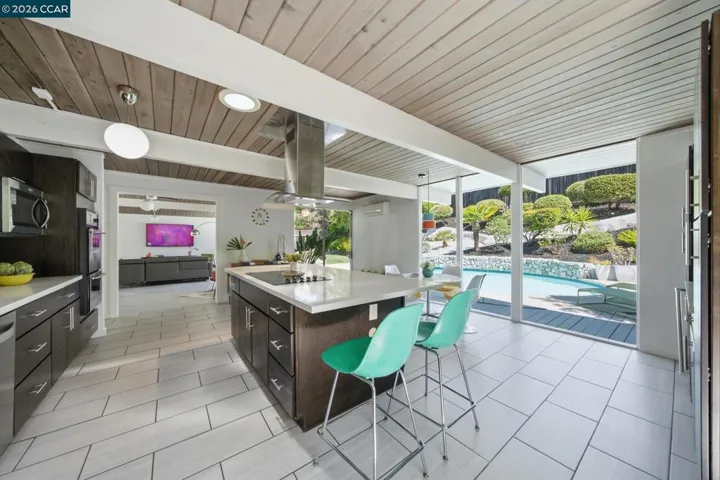 3707 Merridan Dr, Concord, California 94518