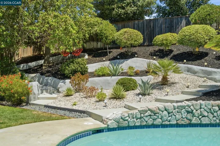 3707 Merridan Dr, Concord, California 94518