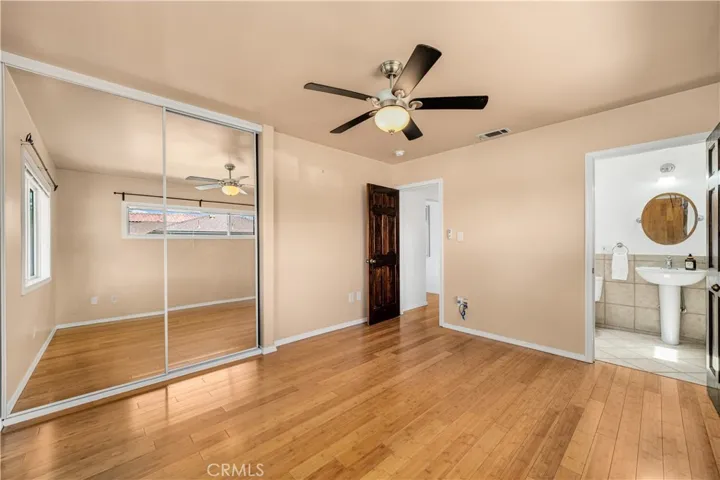Third bedroom, with private bathroom