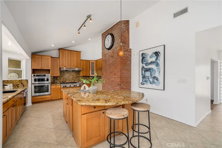Kitchen has large Island