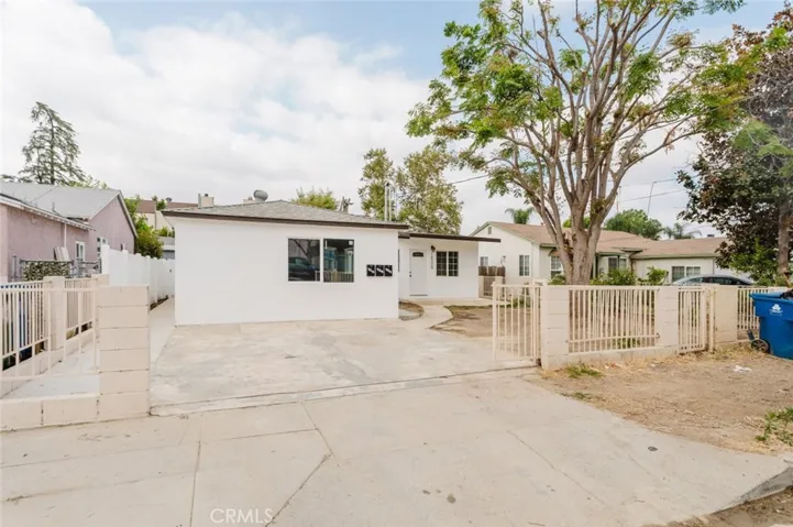 18310 Gresham Street, Northridge, California 91325