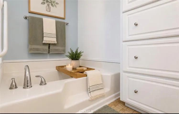 2131 W San Bernardino Drive 35, West Covina, California 91790