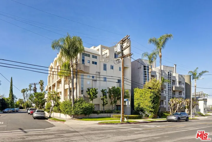 4549 Haskell Avenue 1, Encino, California 91436