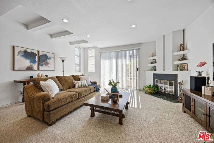4549 Haskell Avenue 1, Encino, California 91436
