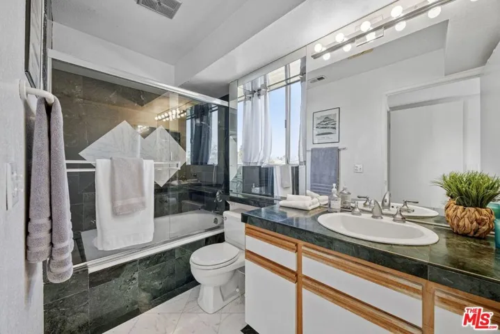 4549 Haskell Avenue 1, Encino, California 91436