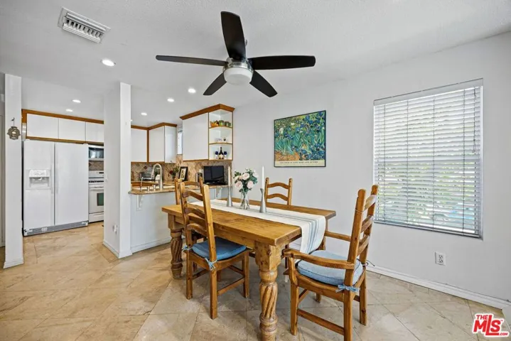 4549 Haskell Avenue 1, Encino, California 91436