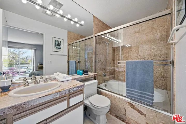 4549 Haskell Avenue 1, Encino, California 91436
