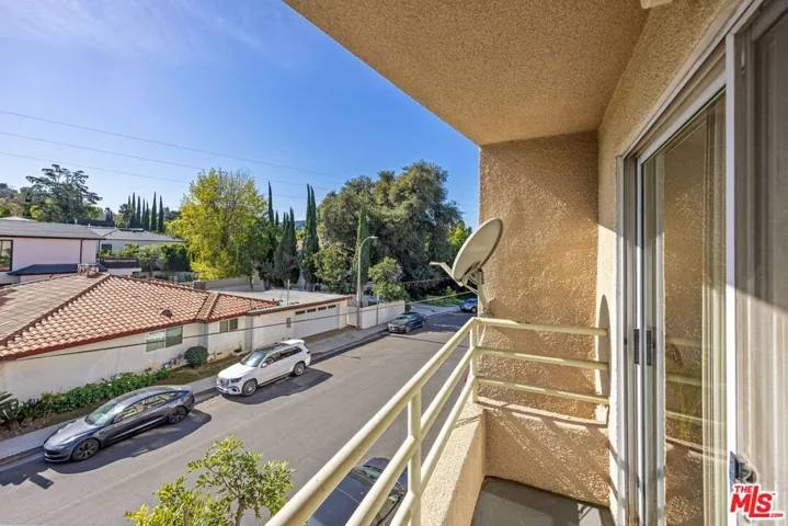 4549 Haskell Avenue 1, Encino, California 91436