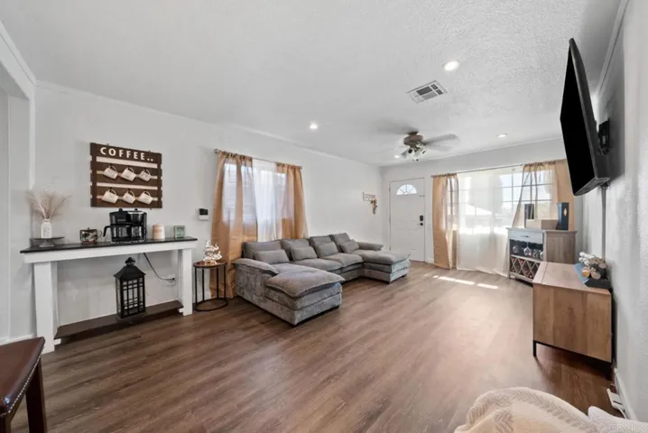 531 Felicita Avenue, Spring Valley, California 91977